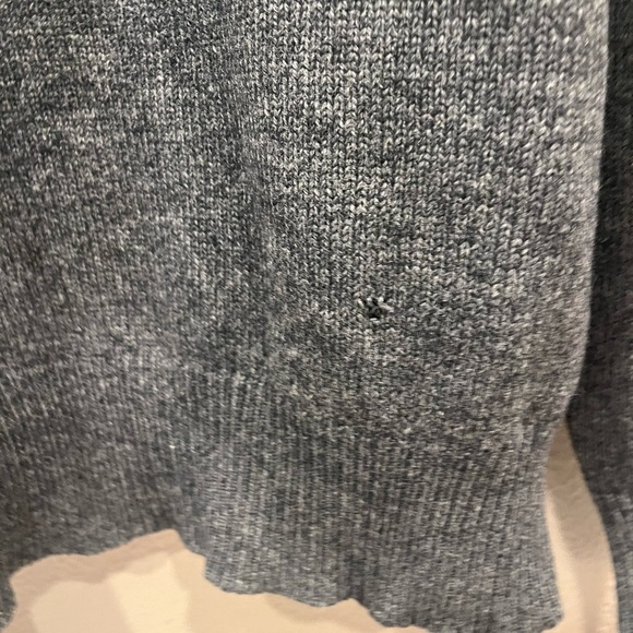 Vintage Club Classic Charcoal V-Neck Wool Sweater - Picture 3 of 3